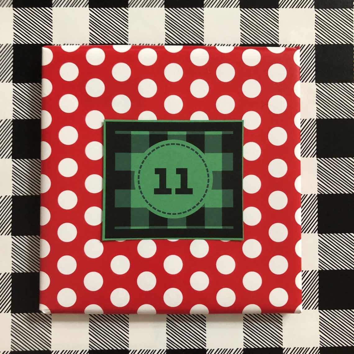 Christmas Book Advent Calendar &amp; Free Printable Labels – Let's Live and ...