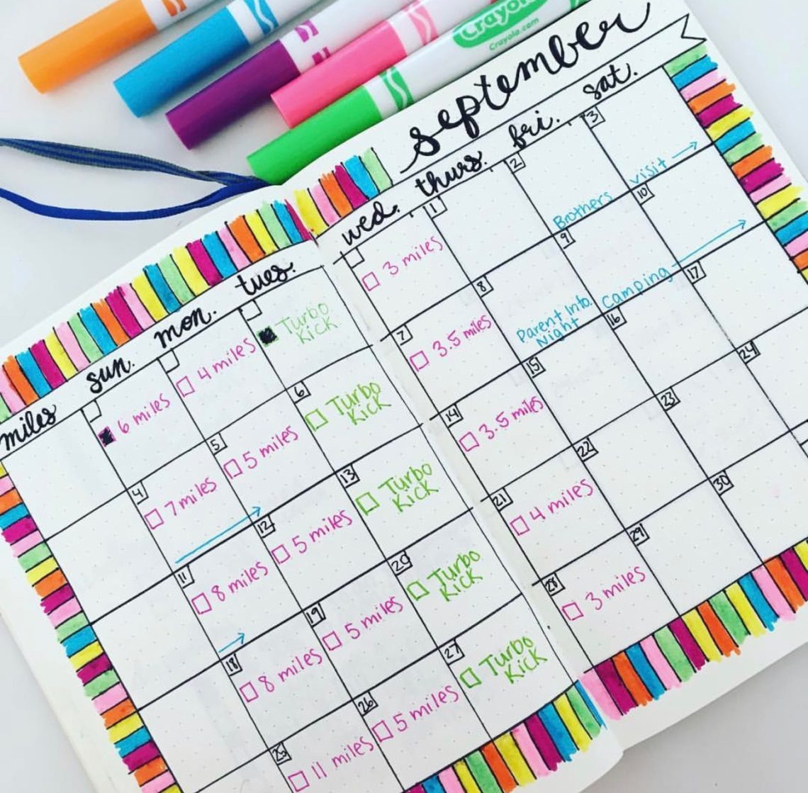 Monthly workout schedule in my bullet journal. I share over ten different ways that you can use a bullet journal to track health and fitness in this post! #bujo #bulletjournal