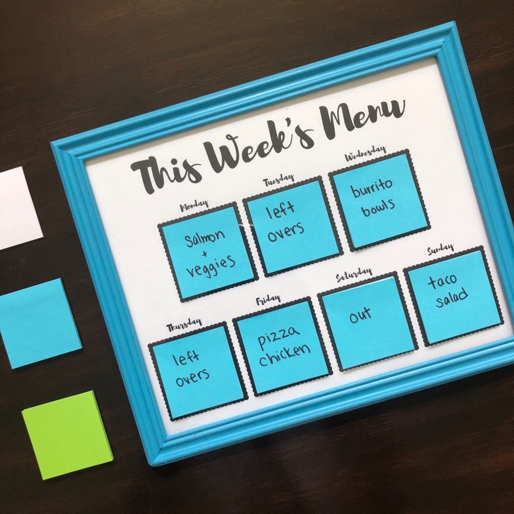 Download your free sticky note meal plan printable template. Create a flexible meal plan using post it notes and this reusable free printable! #freeprintable #mealplan #thisweeksmenu #stickynotes