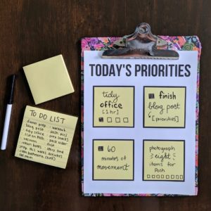 Feeling overwhelmed? These free prioritizing printables will help you be more productive and feel less stressed! Use them over and over with sticky notes! #freeprintable #stickynotes #postitnotes #productivity