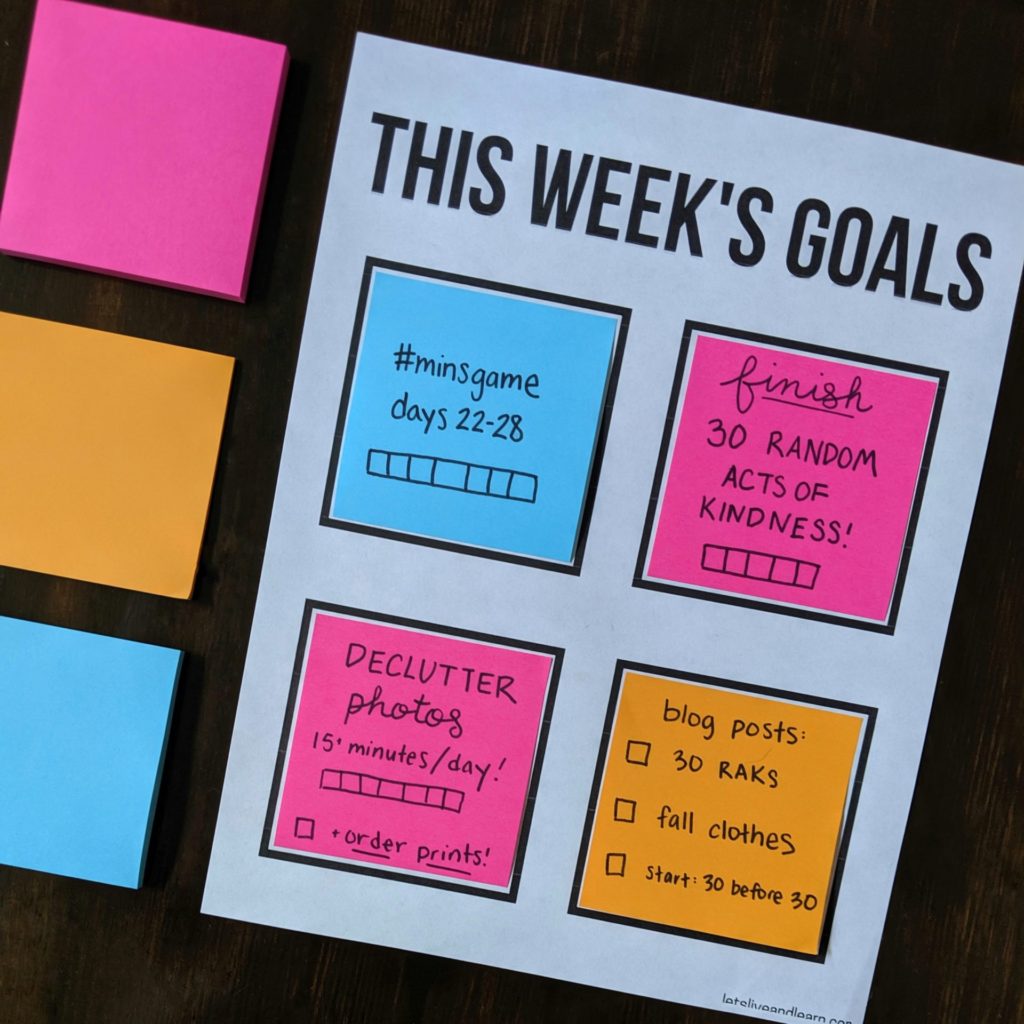 Free post it note goal setting template. A printable for weekly and monthly goals. #monthlygoals #weeklygoals #goalsettingprintable #goalsettingworksheet #stickynotes #postitnotes