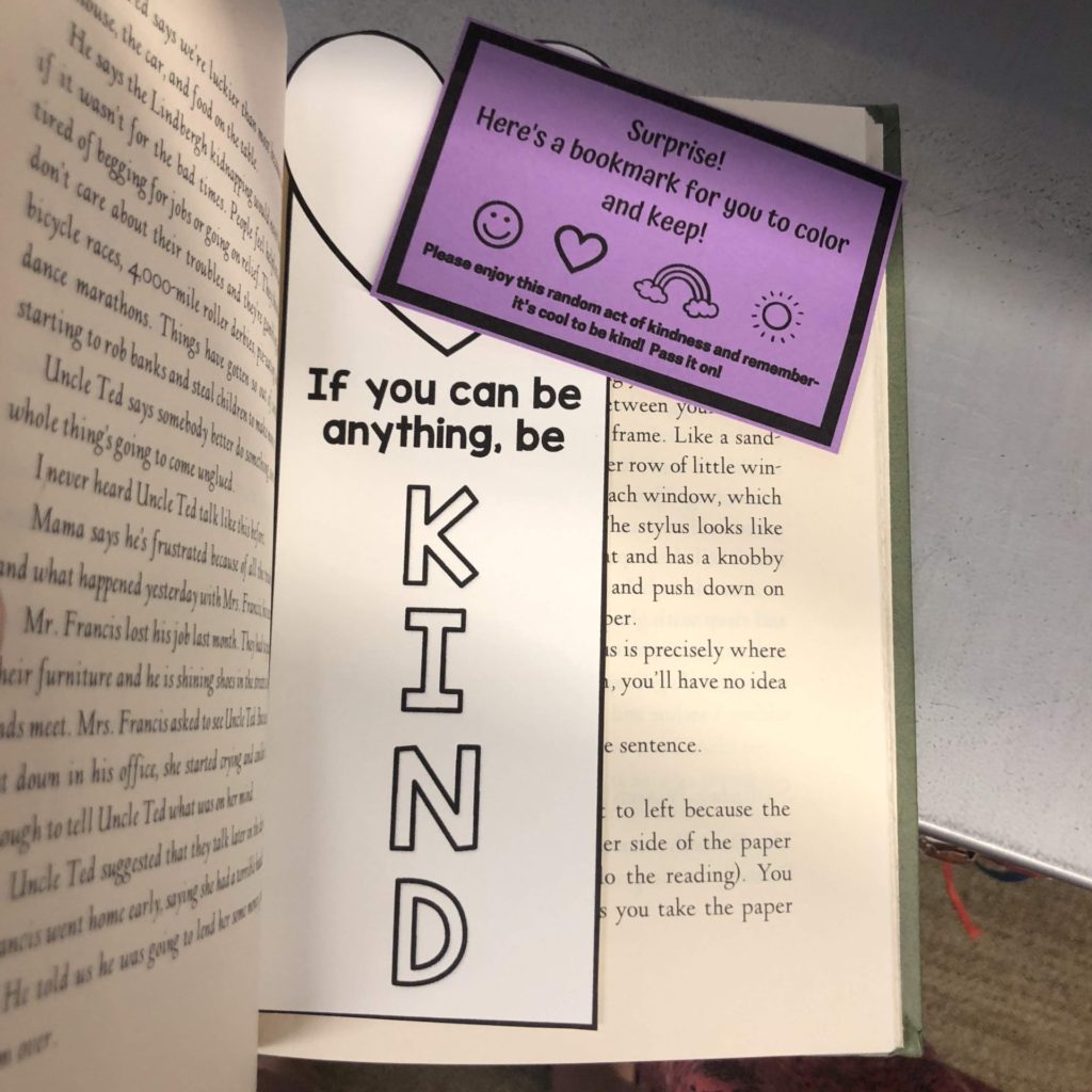 30 Random Acts of Kindness before my 30th birthday: bookmarks hidden in library books#30before30 #printable #randomactsofkindnessprintable
