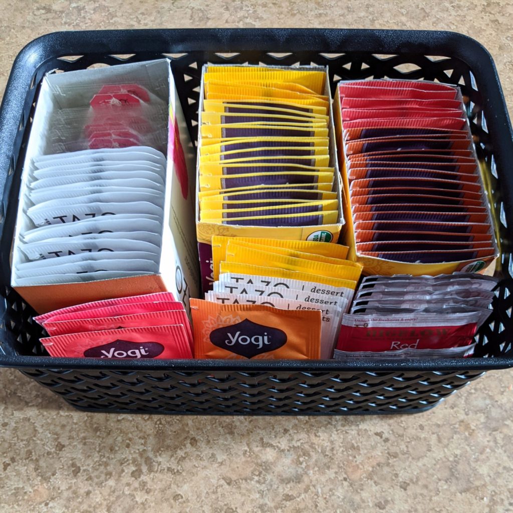Frugal DIY Tea Organization: organize your tea using the original tea boxes #inexpensive #diy #teaorganization