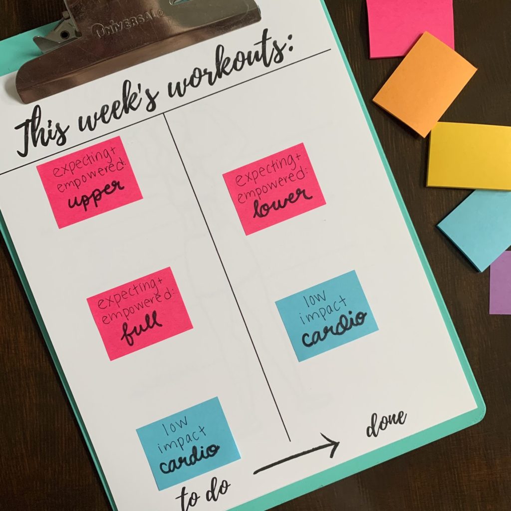 Free weight loss printables: Make your own workout clipboard or binder to keep motivated! #weightloss #weightlossjourney #freeprintable #workouttracker #postitnotes #stickynotes
